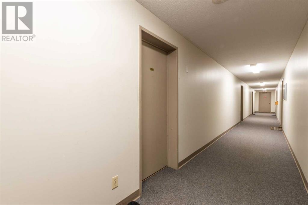 4814 49 Street Property Photo 25