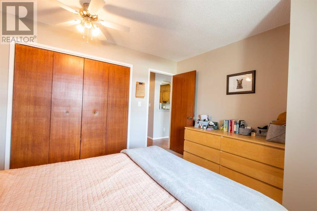 4814 49 Street Property Photo 32