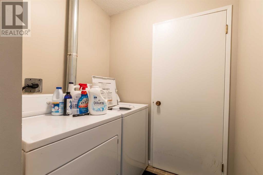 4814 49 Street Property Photo 45