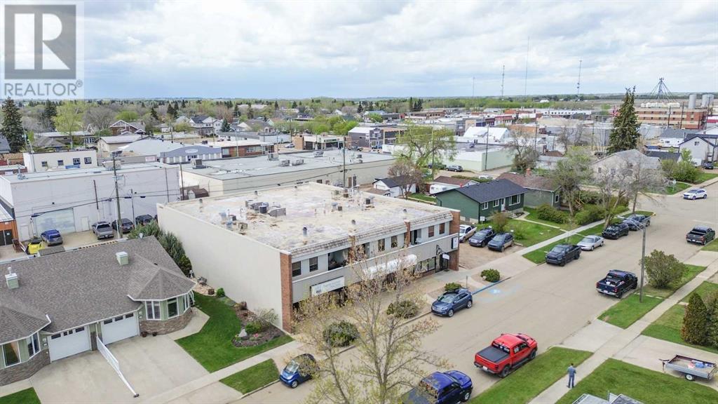 4814 49 Street Property Photo 49