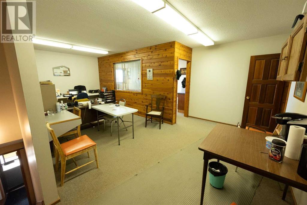 5110 50 Avenue Property Photo 19