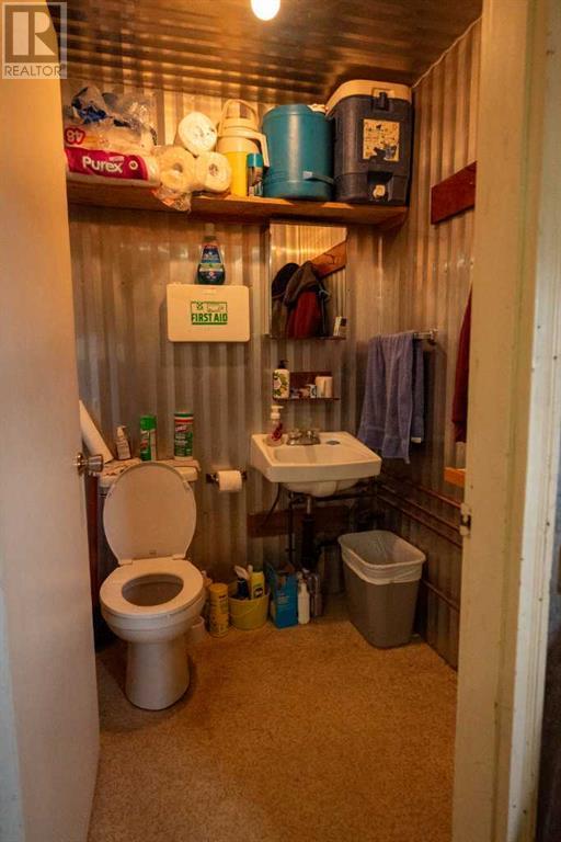5110 50 Avenue Property Photo 20