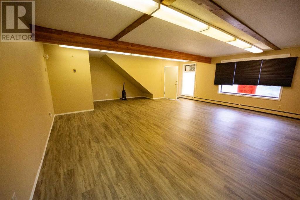 5110 50 Avenue Property Photo 23