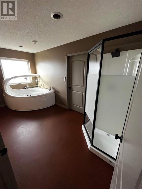 1506 42 Street Property Photo 12