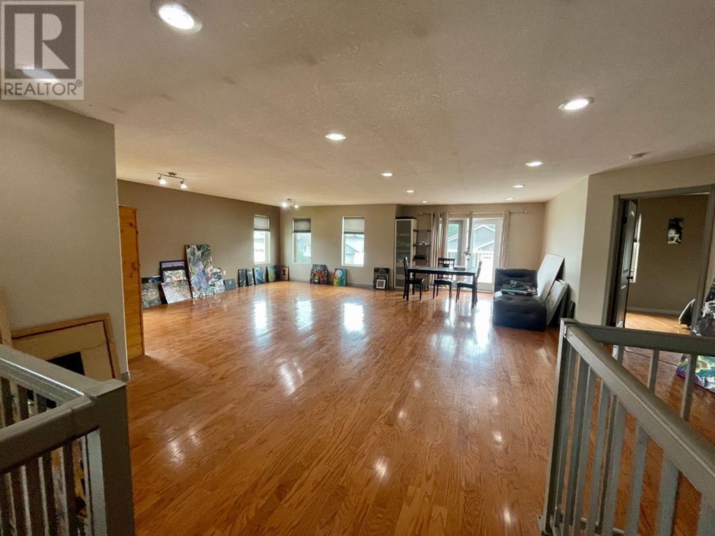 1506 42 Street Property Photo 19