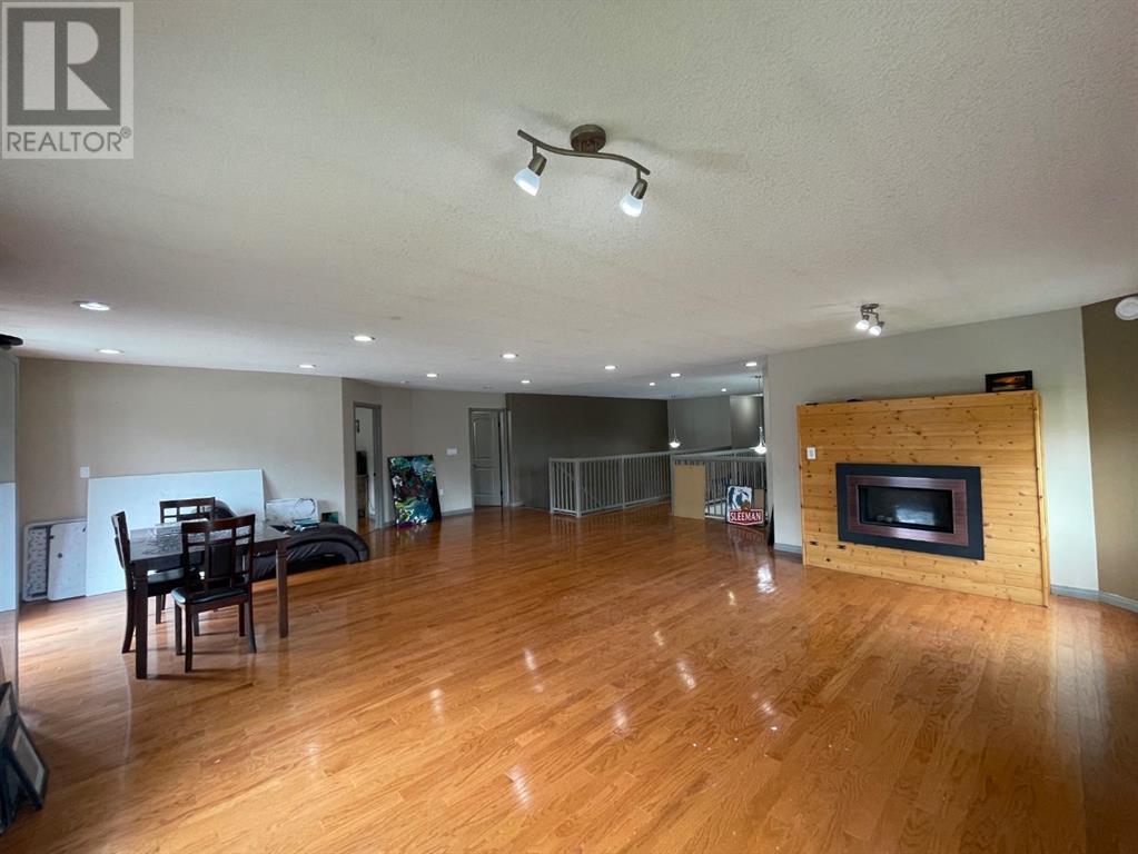 1506 42 Street Property Photo 21