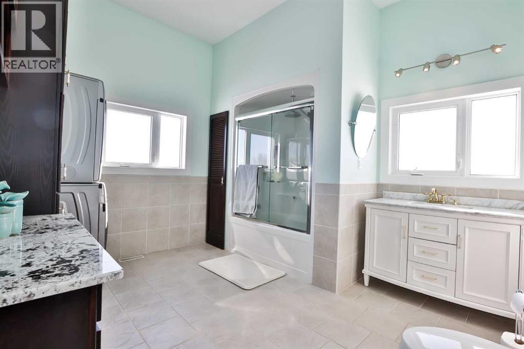 328 Railway Avenue Property Photo 24