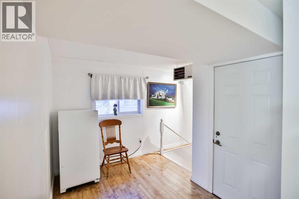 328 Railway Avenue Property Photo 26