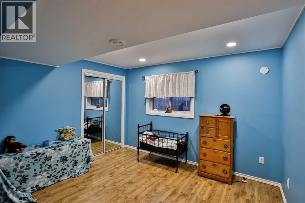 328 Railway Avenue Property Photo 29