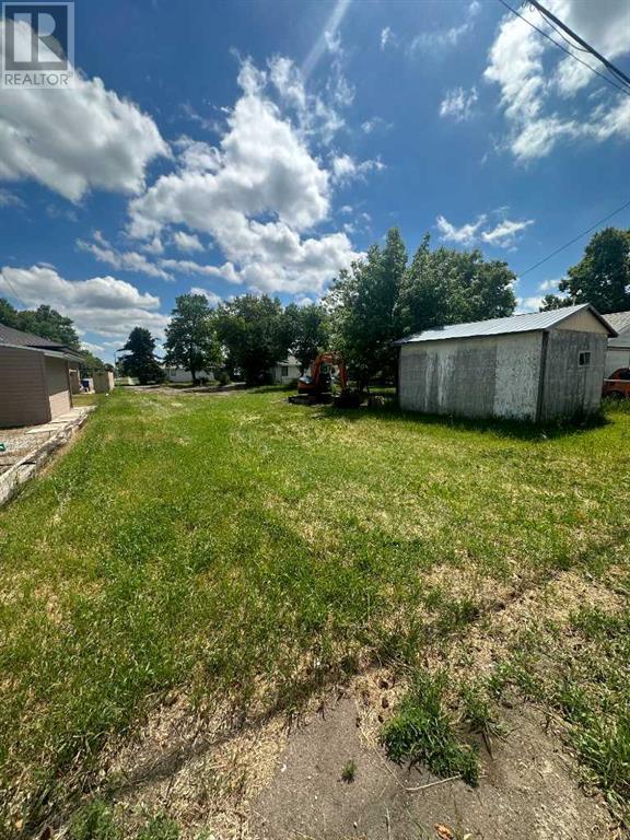 5125 3rd A Street Property Photo 5