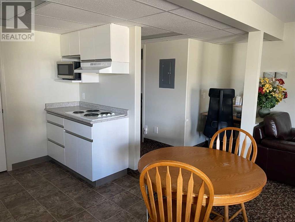 9812 113 Street Property Photo 22