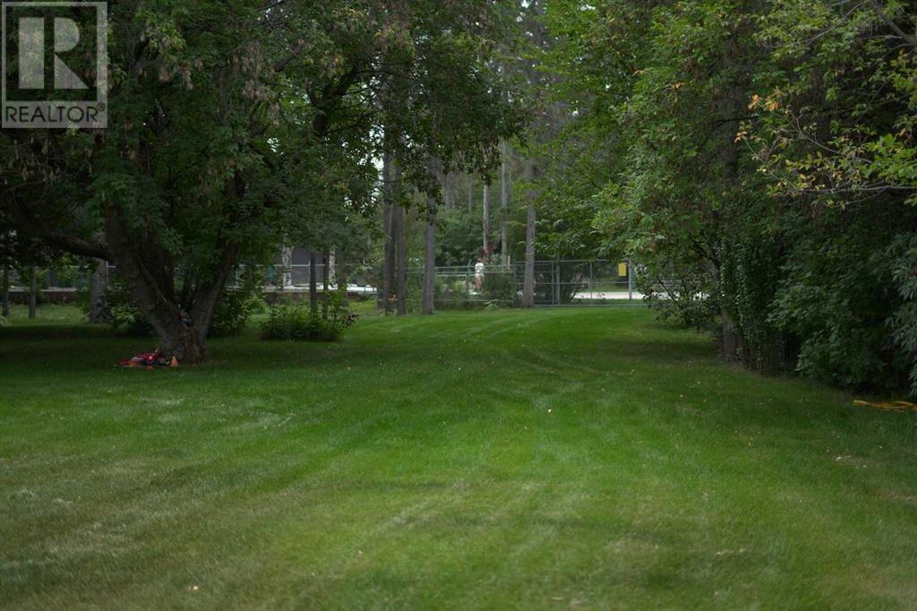 20 Cronquist Close Property Photo 20