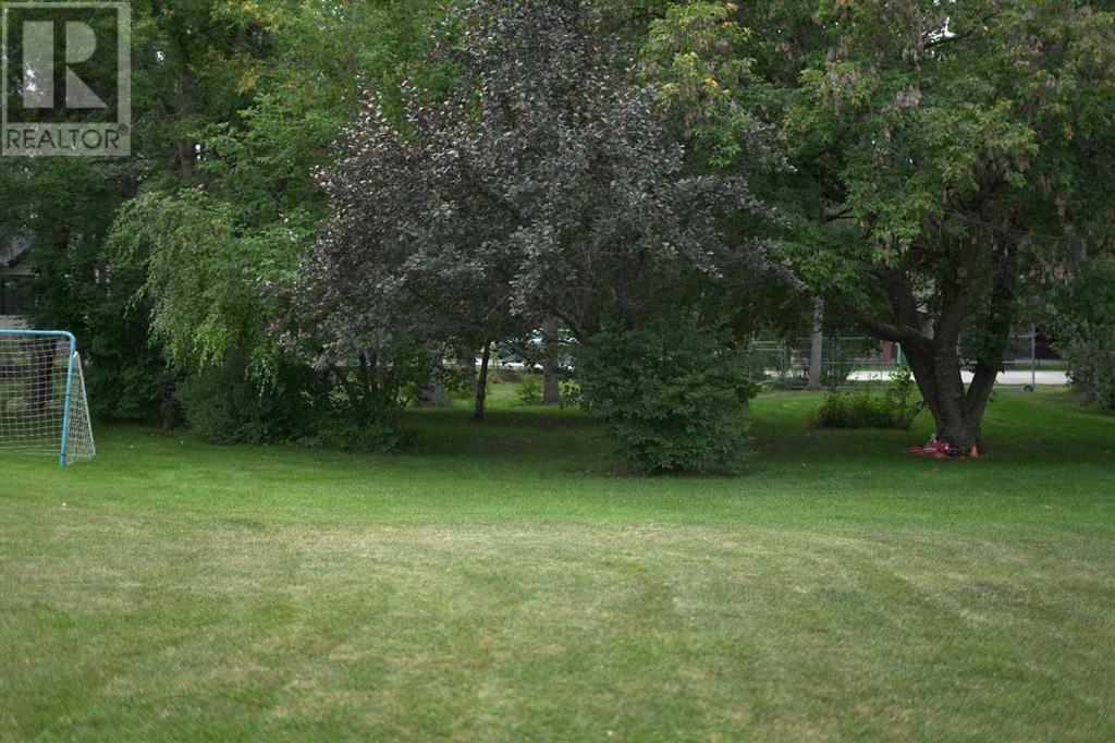 20 Cronquist Close Property Photo 22