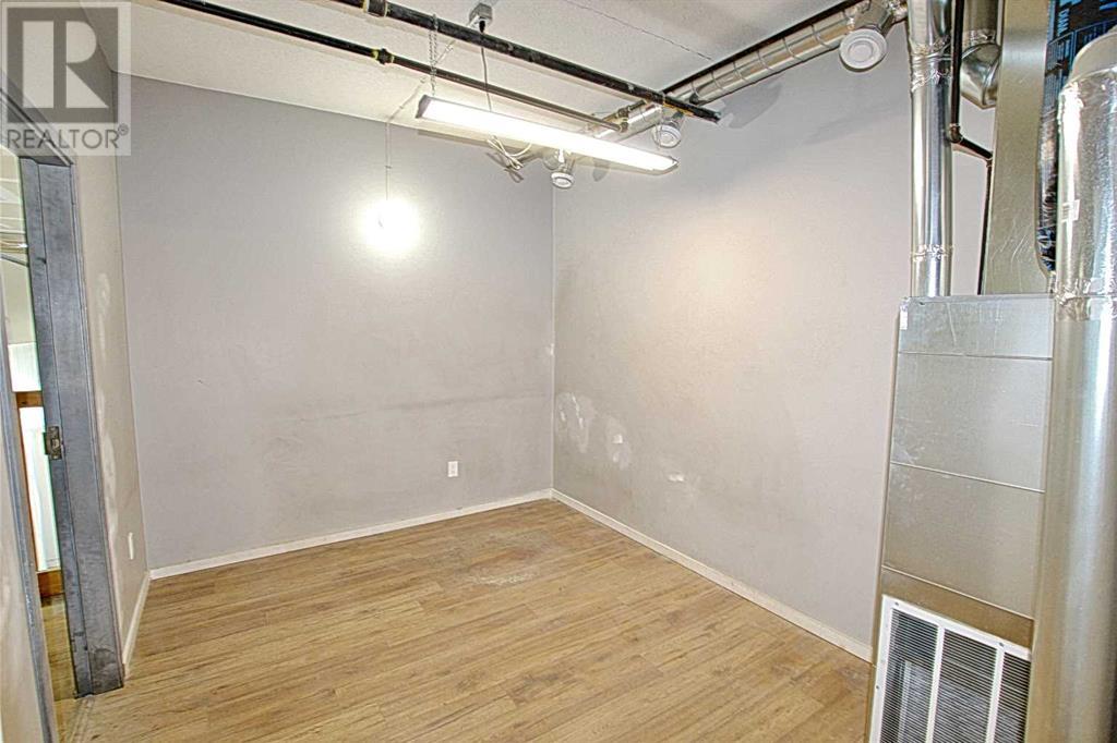 102, 20 Cuendet Industrial Way Property Photo 4