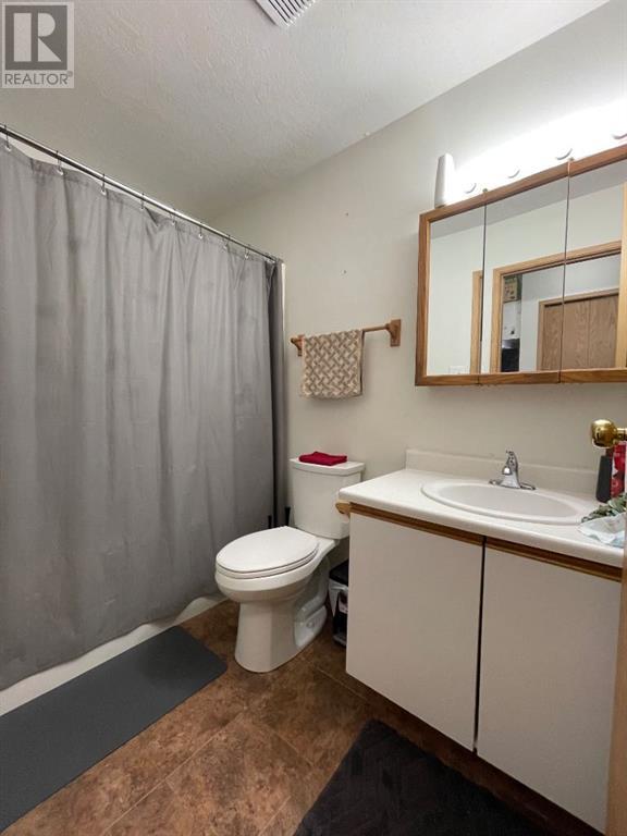 4412 56 Avenue Property Photo 12