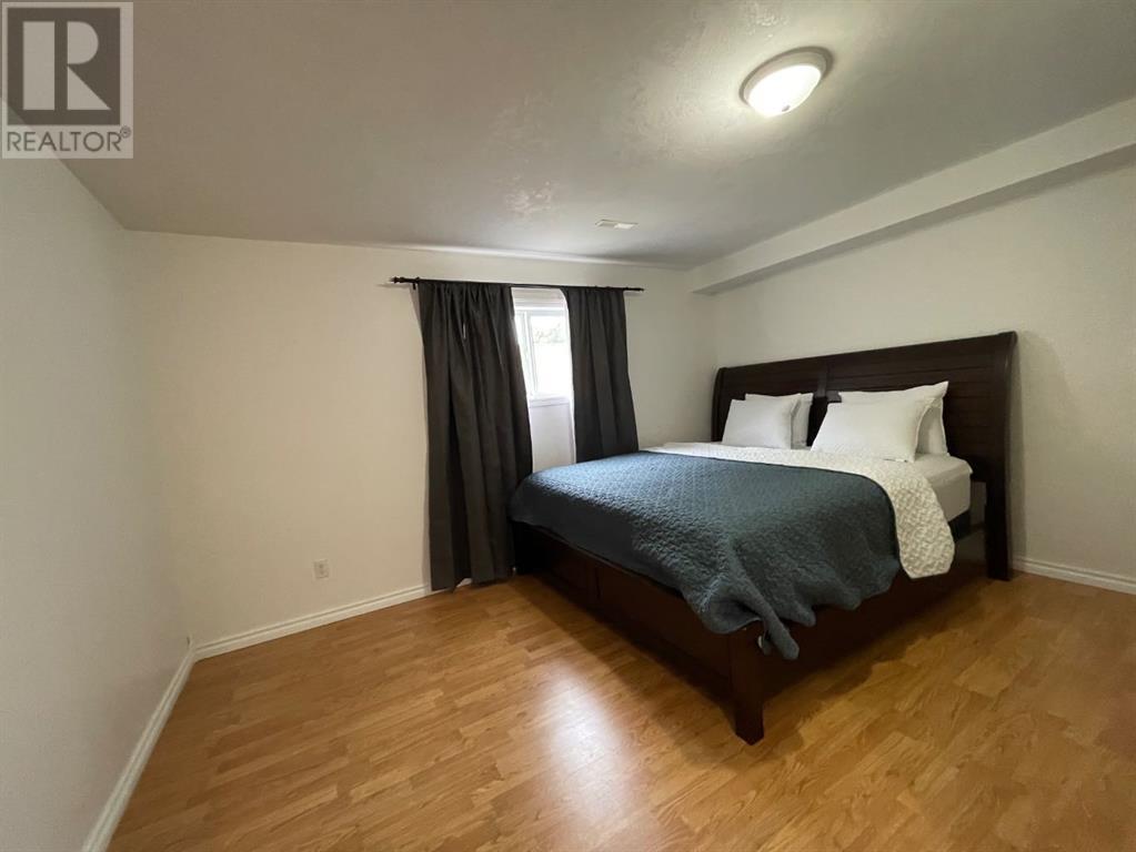 4412 56 Avenue Property Photo 20