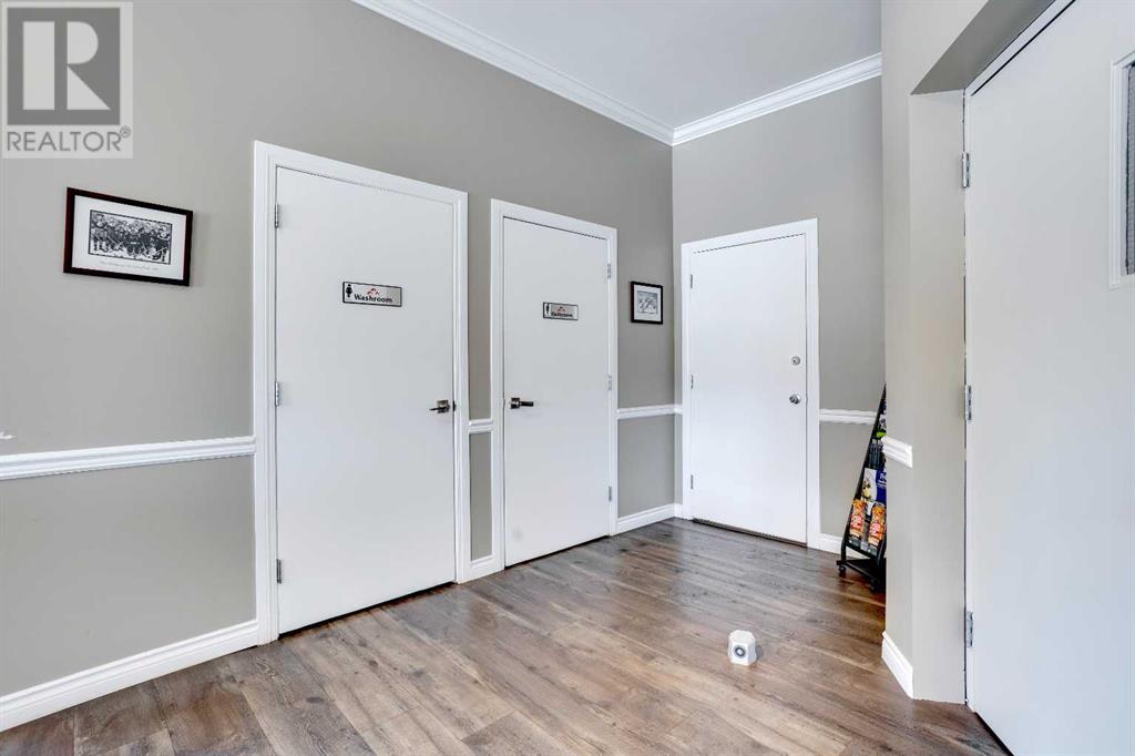 8538 Franklin Avenue Property Photo 9