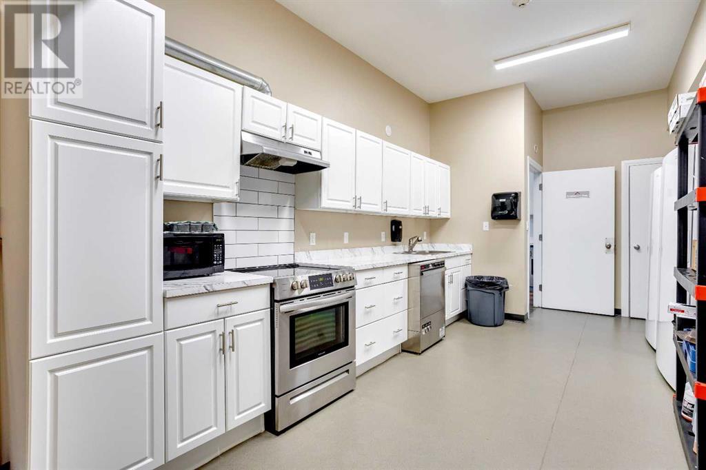 8538 Franklin Avenue Property Photo 15