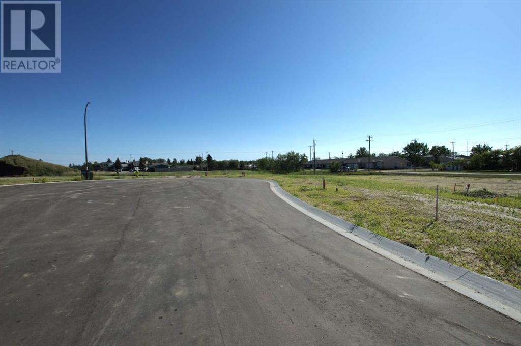 4506 56 A Streetclose Property Photo 3