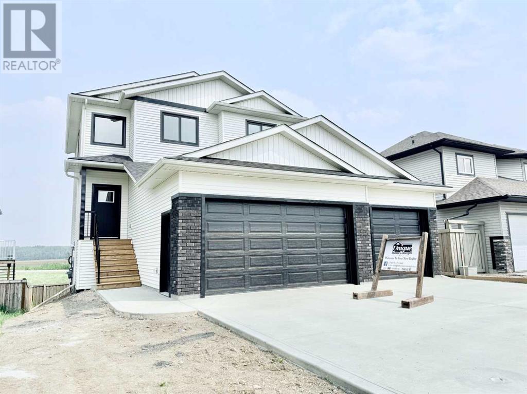 7045 85 Street Property Photo 1
