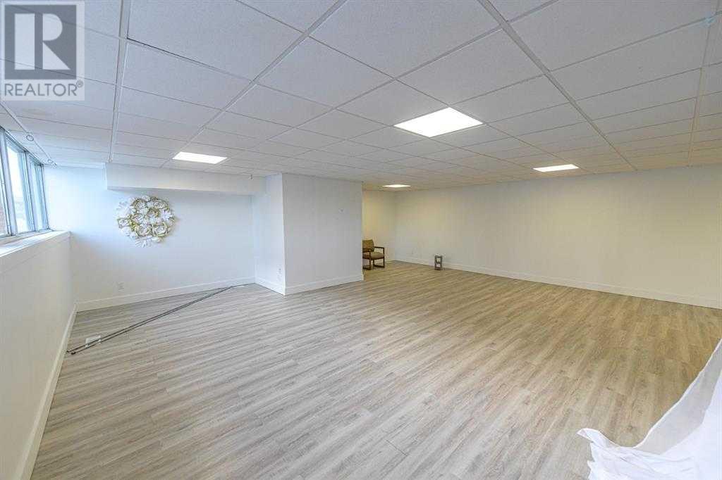 10104 101 Avenue Property Photo 6