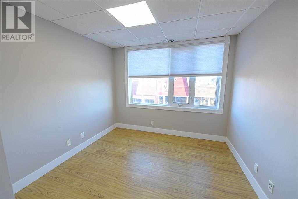 10104 101 Avenue Property Photo 17