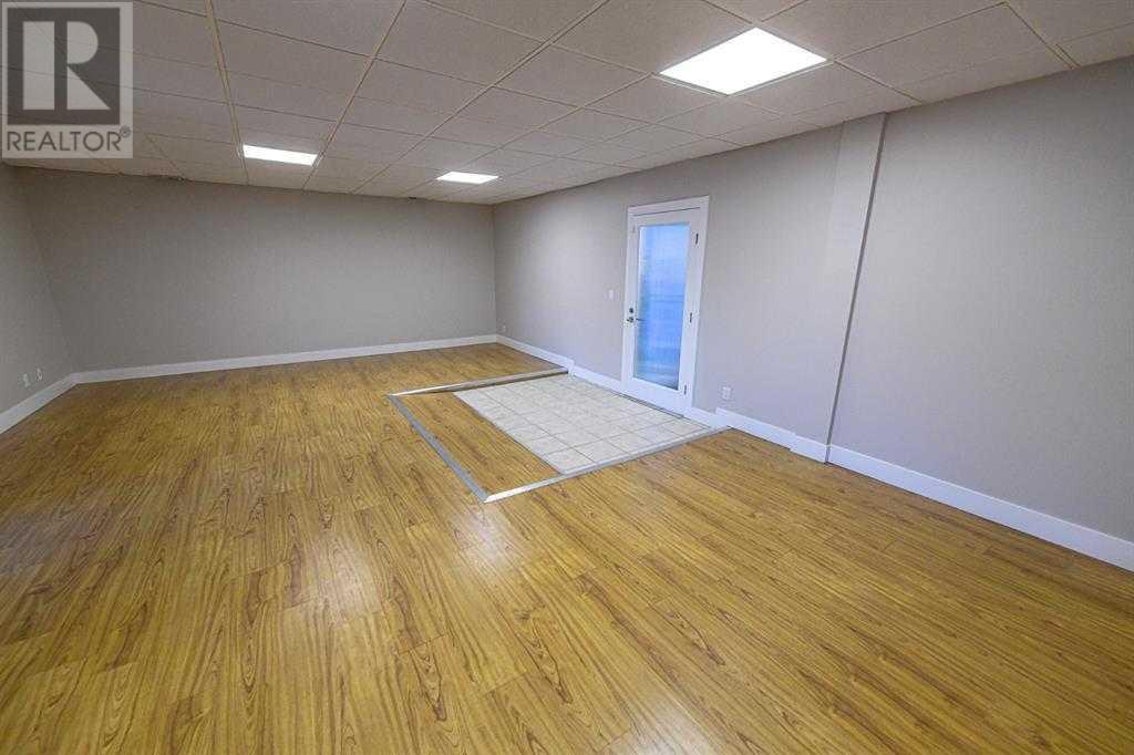10104 101 Avenue Property Photo 21