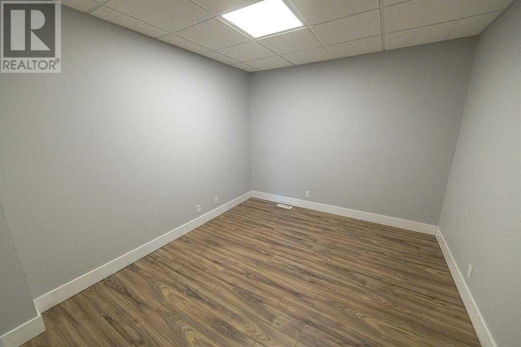 10104 101 Avenue Property Photo 28
