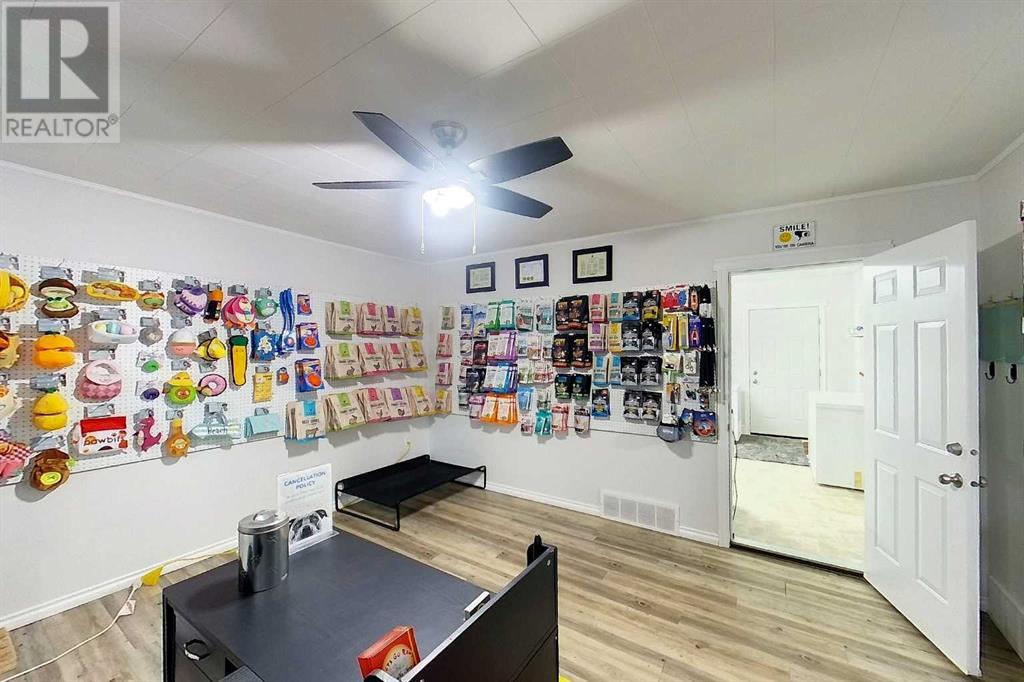 5614 2 Avenue Property Photo 11