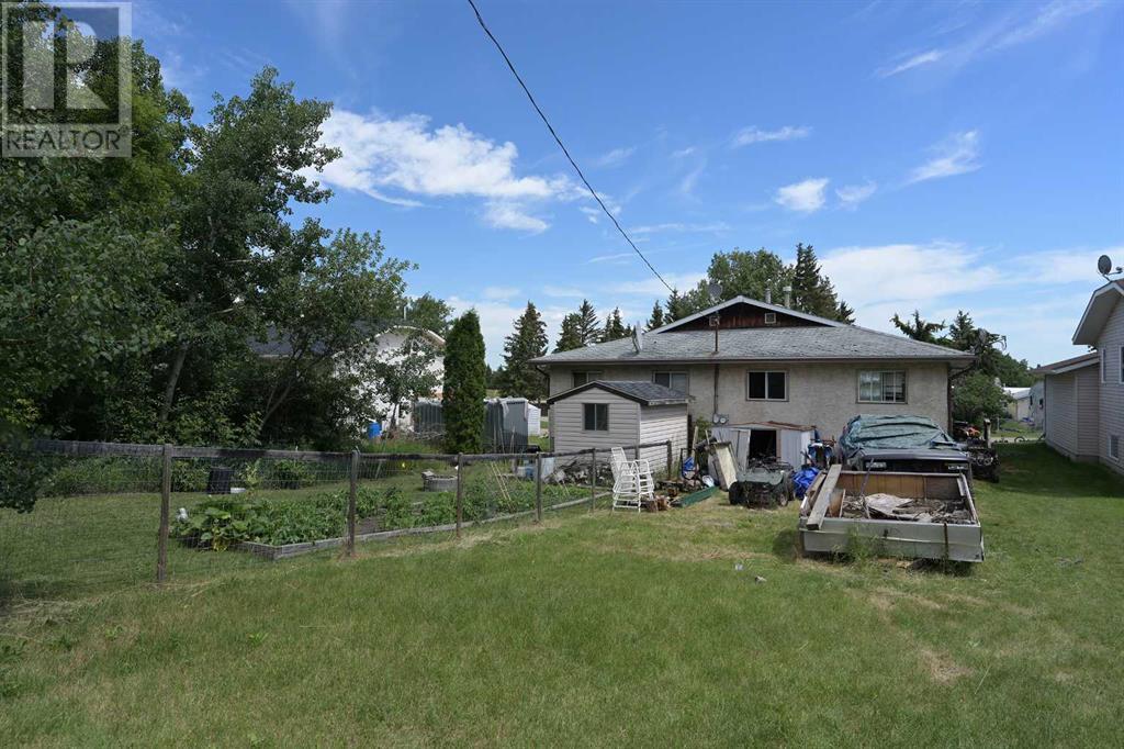 2220 22 Avenue Property Photo 18
