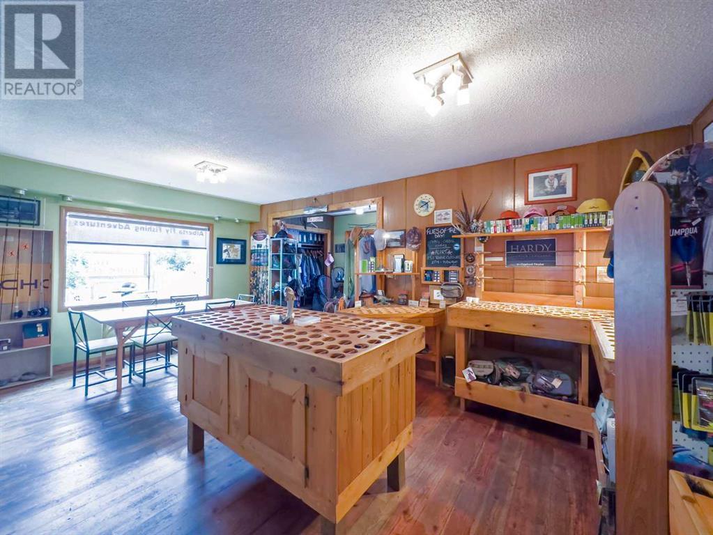 8301 20 Avenue Property Photo 7