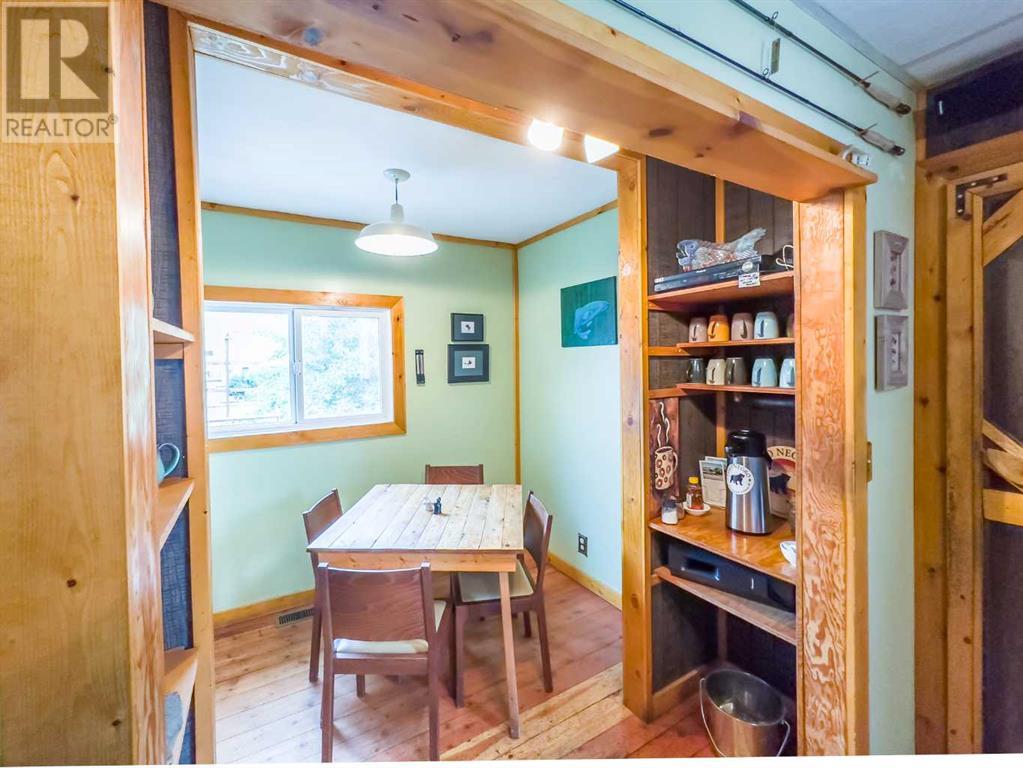 8301 20 Avenue Property Photo 13
