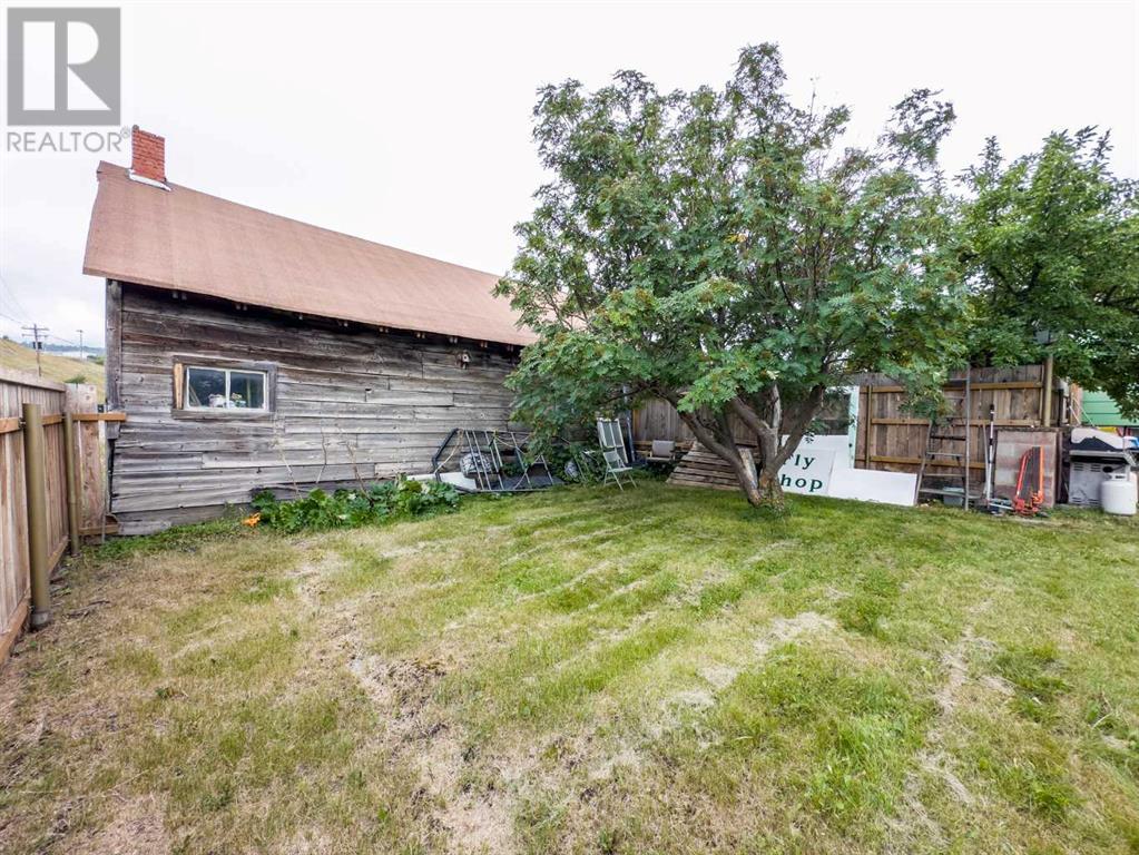 8301 20 Avenue Property Photo 16