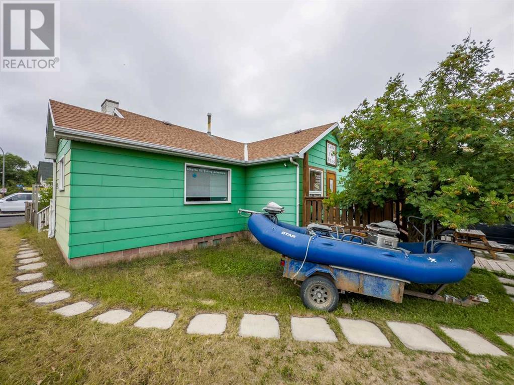 8301 20 Avenue Property Photo 18