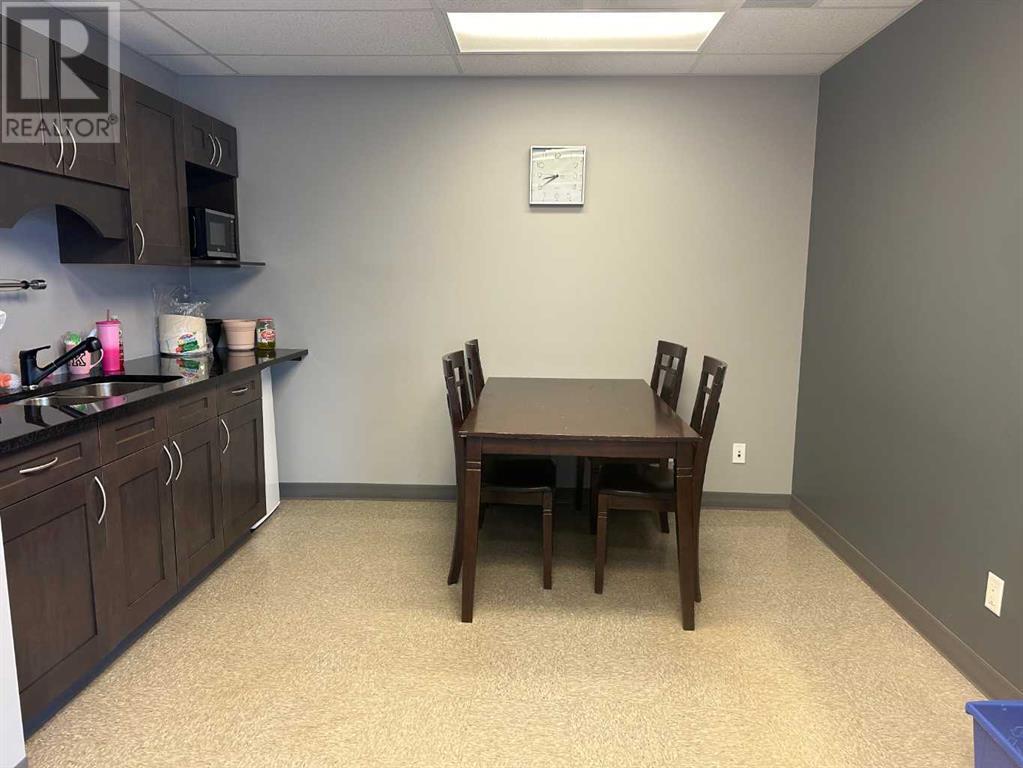9020 150 Avenue Property Photo 10