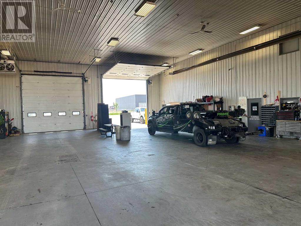 9020 150 Avenue Property Photo 13