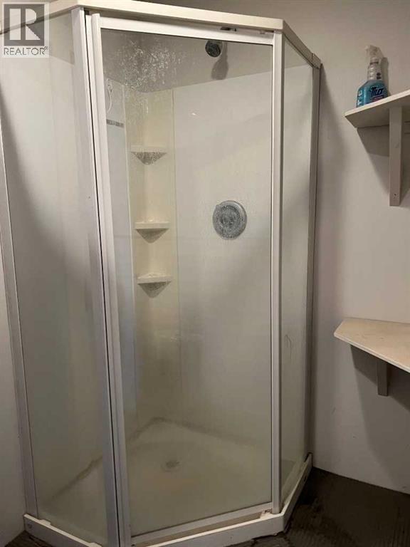 114 1 Avenue Property Photo 9