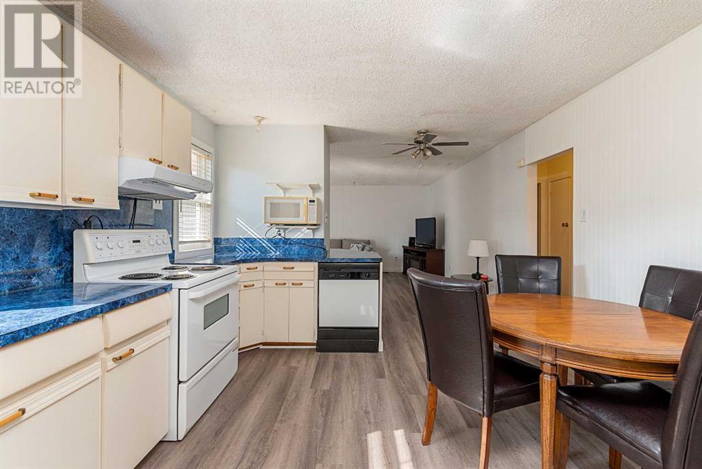 507 1 Street E Property Photo 12
