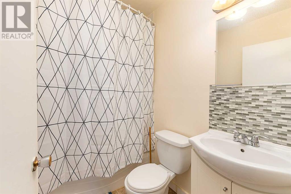 507 1 Street E Property Photo 17