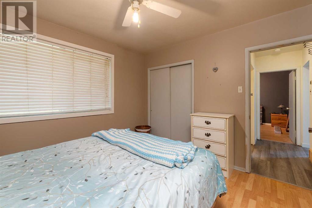 507 1 Street E Property Photo 19