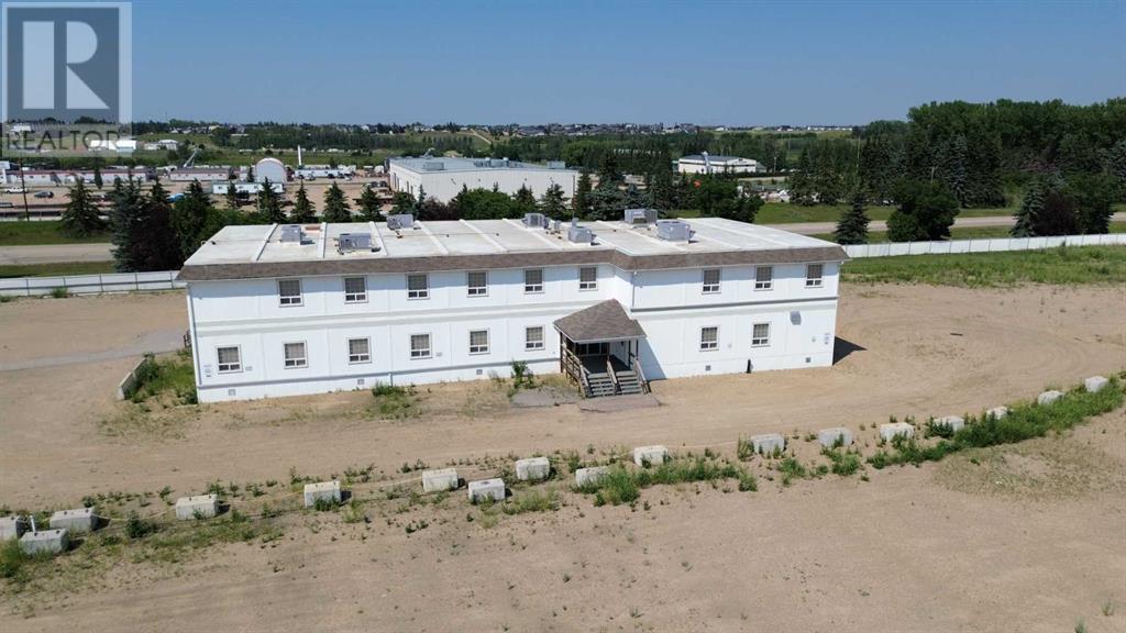 2, 27123 Highway 597 Property Photo 2