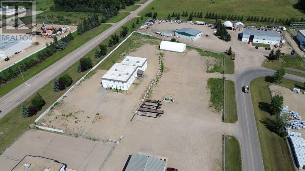 2, 27123 Highway 597 Property Photo 14