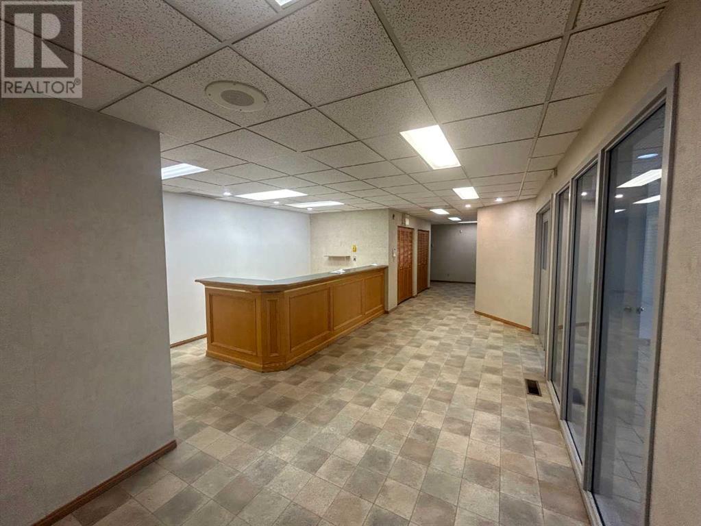 4747 78a Streetclose Property Photo 4