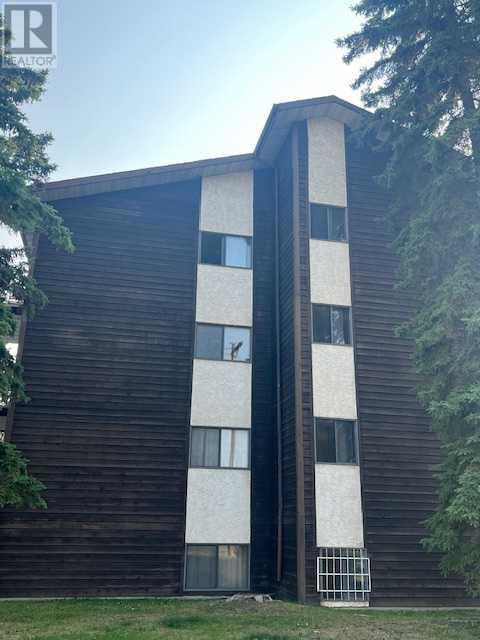 27, 50 Whitecourt Avenue Property Photo 2