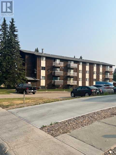 27, 50 Whitecourt Avenue Property Photo 3