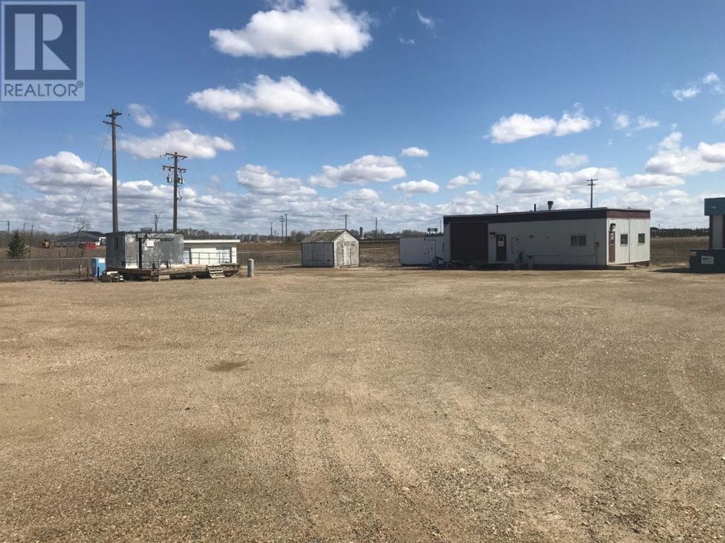 10 Fairgrounds Road Road Property Photo 1