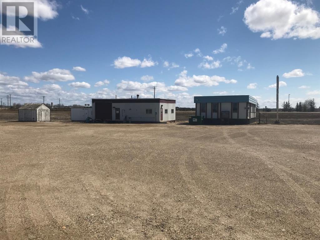 10 Fairgrounds Road Road Property Photo 3