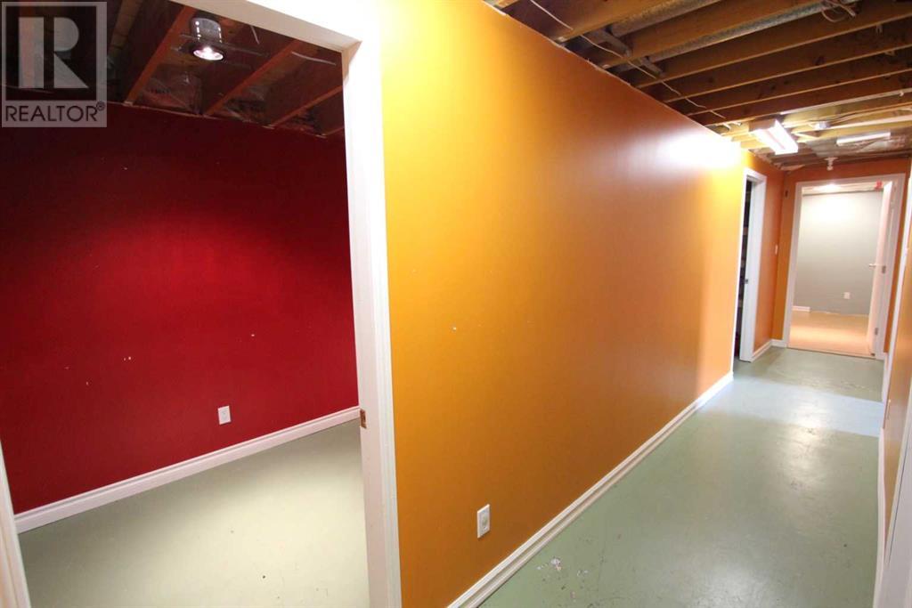 4810 55 Avenue Property Photo 17