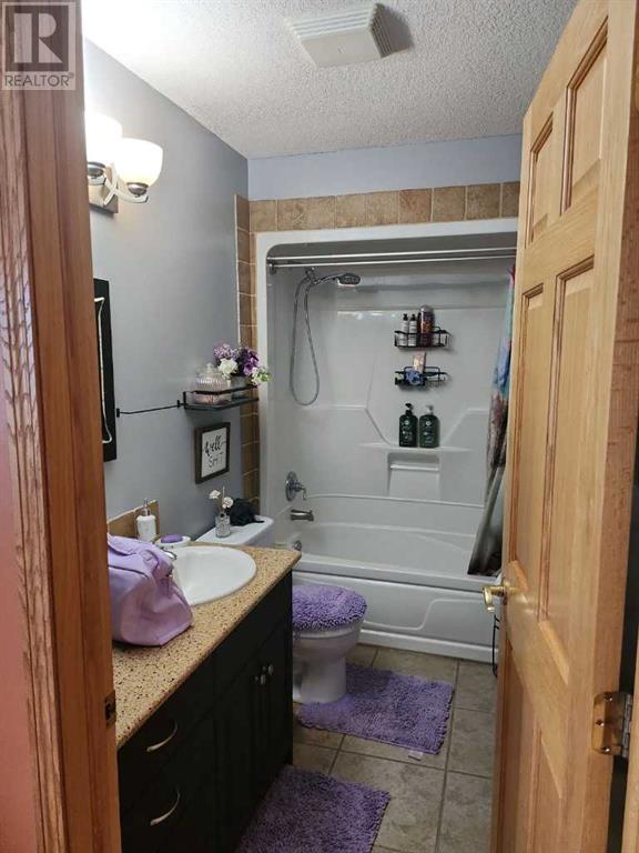 302 8 Avenue Property Photo 25