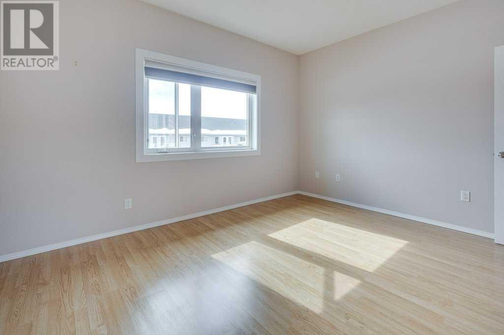 2, 5414 51 Street Property Photo 28